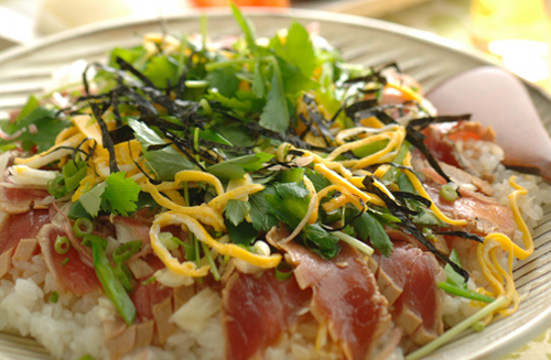 マグロの漬けの彩りちらし