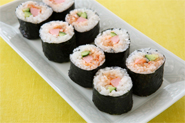 牛肉の替わりに魚肉ソーセージを巻いてもおいしい。白菜キムチとよく合います。きゅうりも一緒に！ 